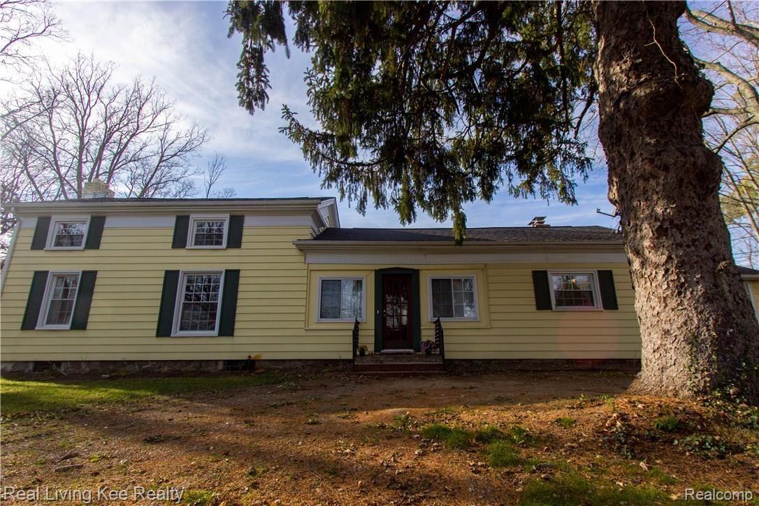 180 South Rochester Road Oakland, MI 48363 - Photo 2 of 45 2.jpg