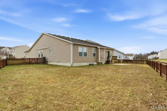 $285,000 | 3837 Winward Way Drive, Swansea, IL 62226