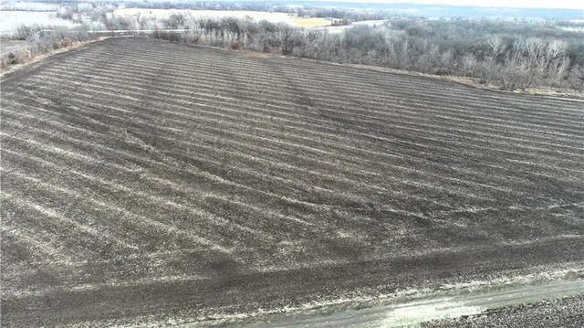 $408,000 | 3 137th Avenue, Pattonsburg, MO 64670