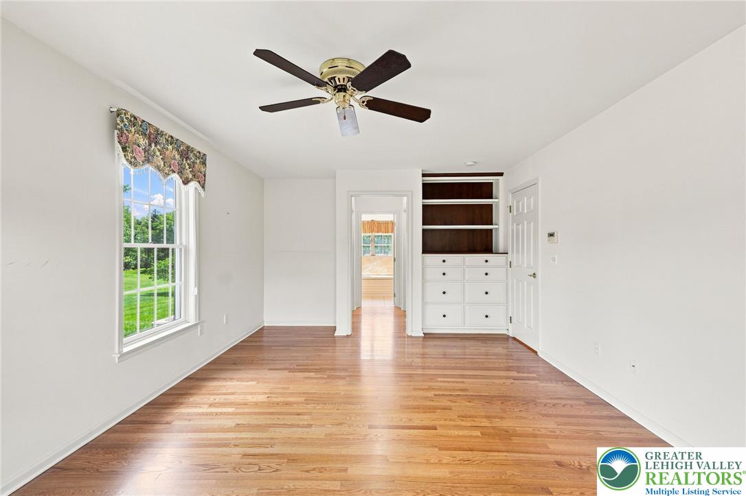 1572 Surrey Road Bethlehem, PA 18015 - Photo 25 of 45 Gallery Image 25