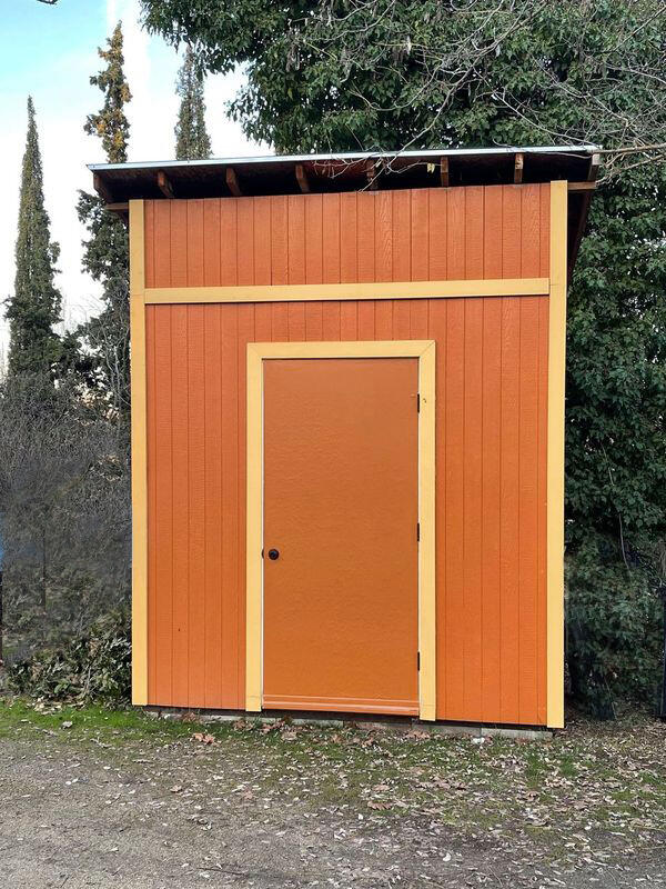 909 South Stage Road Medford, OR 97501 - Photo 21 of 63 New finished shed