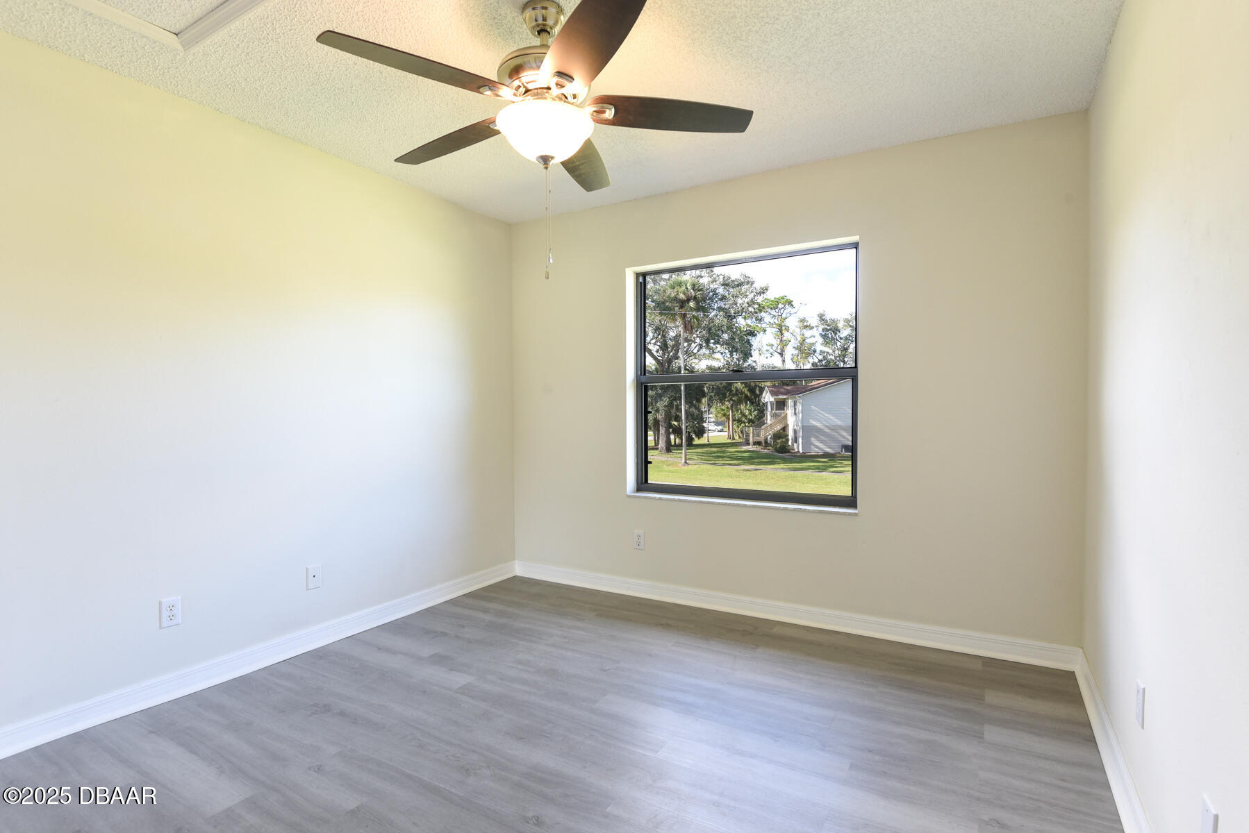 1601 Big Tree Road, Unit 1006 Daytona Beach, FL 32119 - Photo 20 of 28 DSC_9672