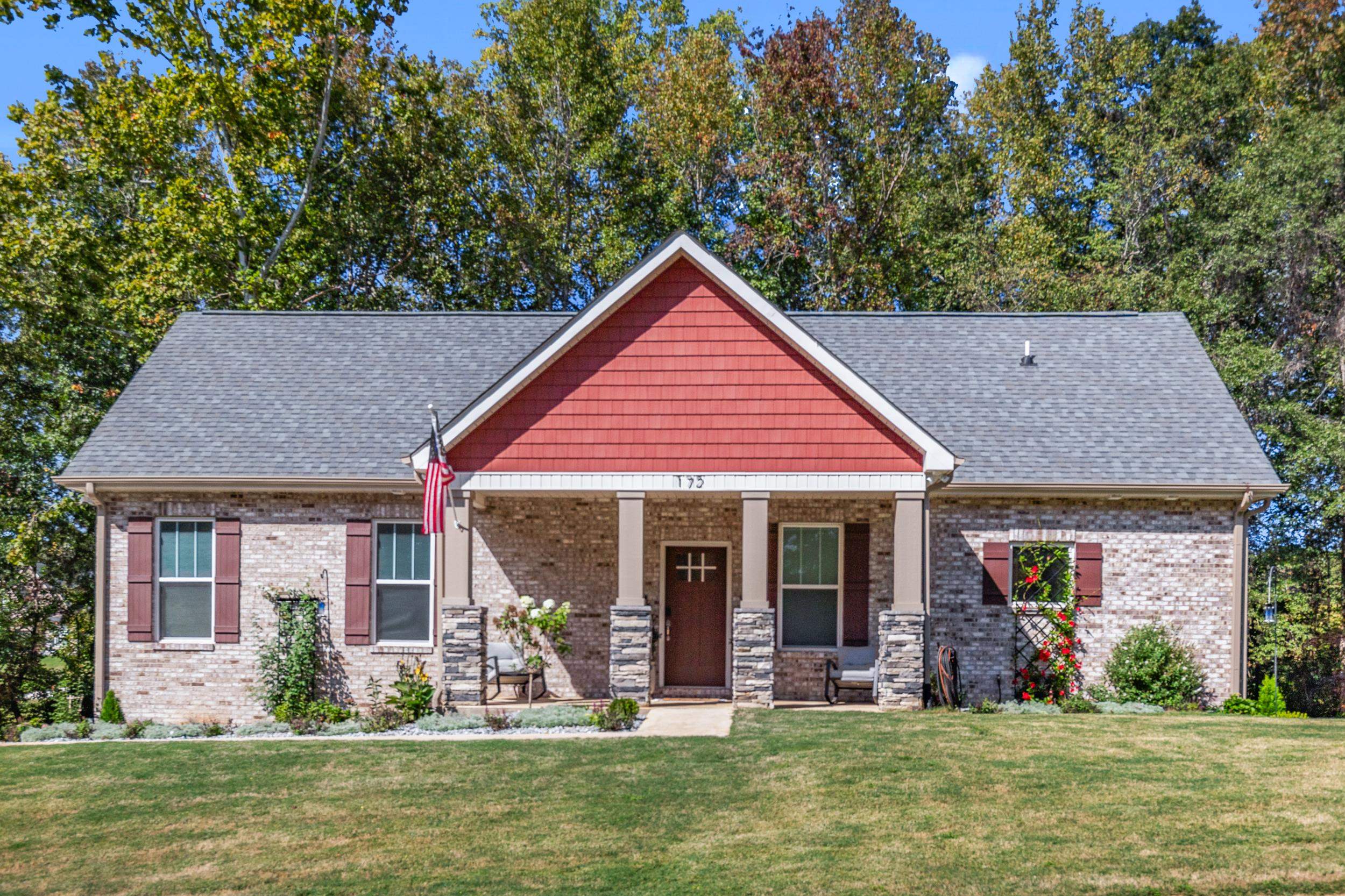 172 Floyd Meadow Drive Inman, SC 29349 - Photo 1 of 45 Gallery Image 1