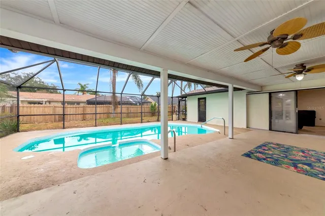 $525,000 | 4656 Alexander Pope Lane, Sarasota, FL 34241