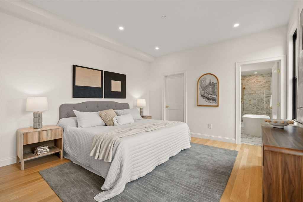 27 Shepard Street, Unit 6 Boston, MA 02135 - Photo 21 of 28