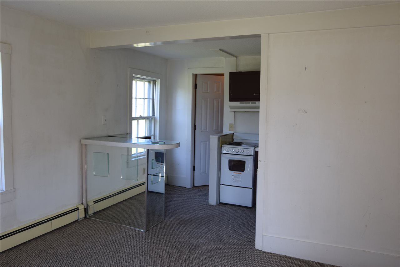 618 Fairgrounds Road Plymouth, NH 03264 - Photo 11 of 33 Gallery Image 11