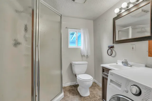 $84,995 | 3240 West Shoreline Drive, Columbia City, IN 46725