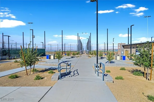 $899,999 | 2583 Hazelburn Drive, Henderson, NV 89044