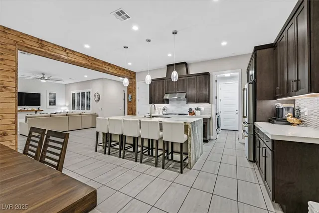 $899,999 | 2583 Hazelburn Drive, Henderson, NV 89044