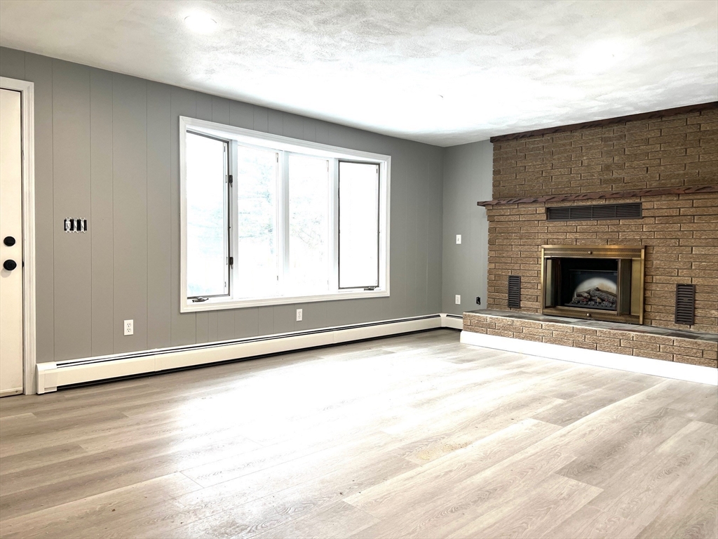 77 Mason Road Dudley, MA 01571 - Photo 3 of 14