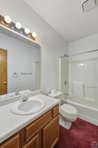 $259,900 | 3540 Southwest Willow Brook Drive, Topeka, KS 66614