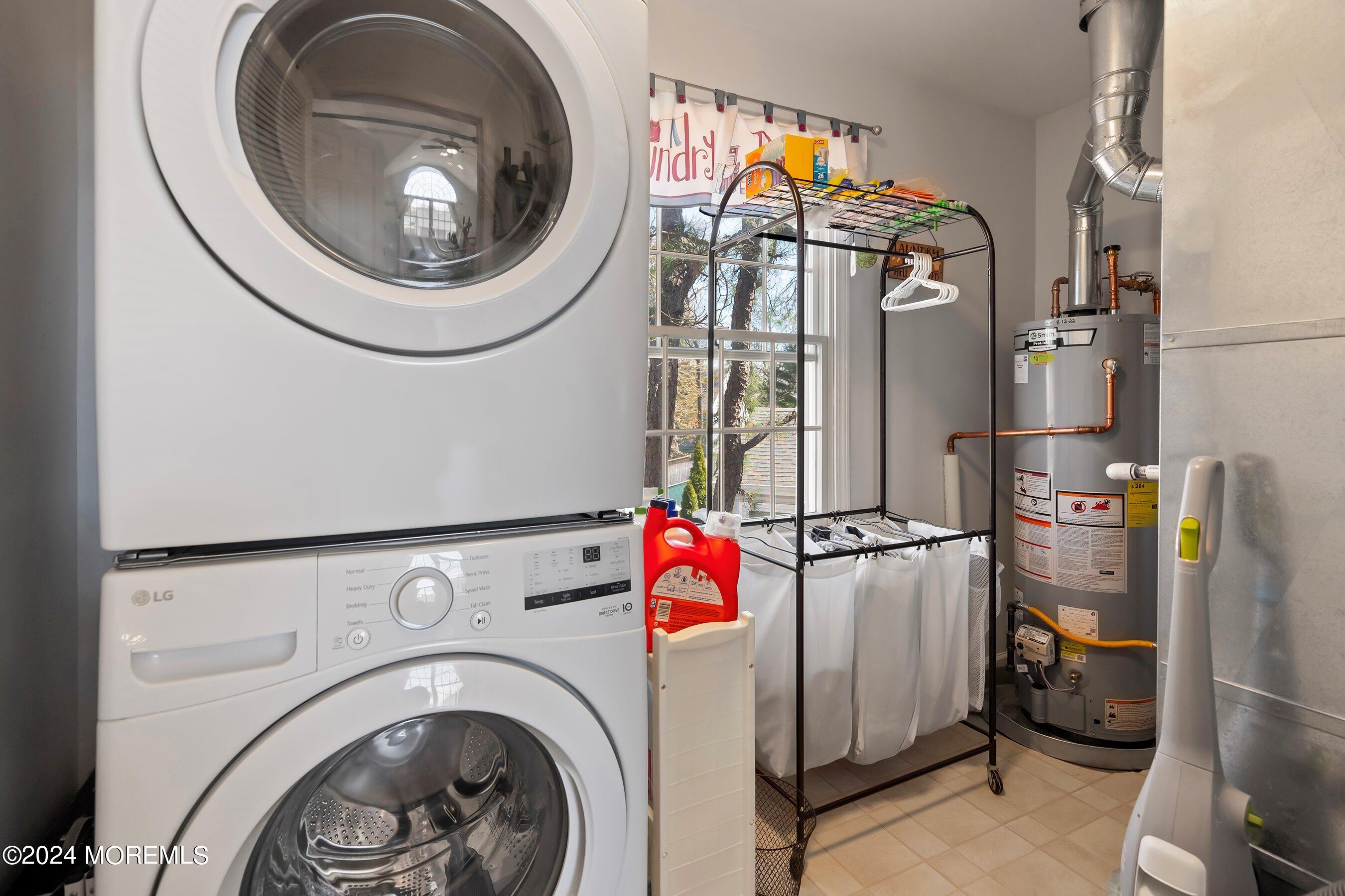 205 Walnut Drive Brick, NJ 08724 - Photo 21 of 44 21-Laundry