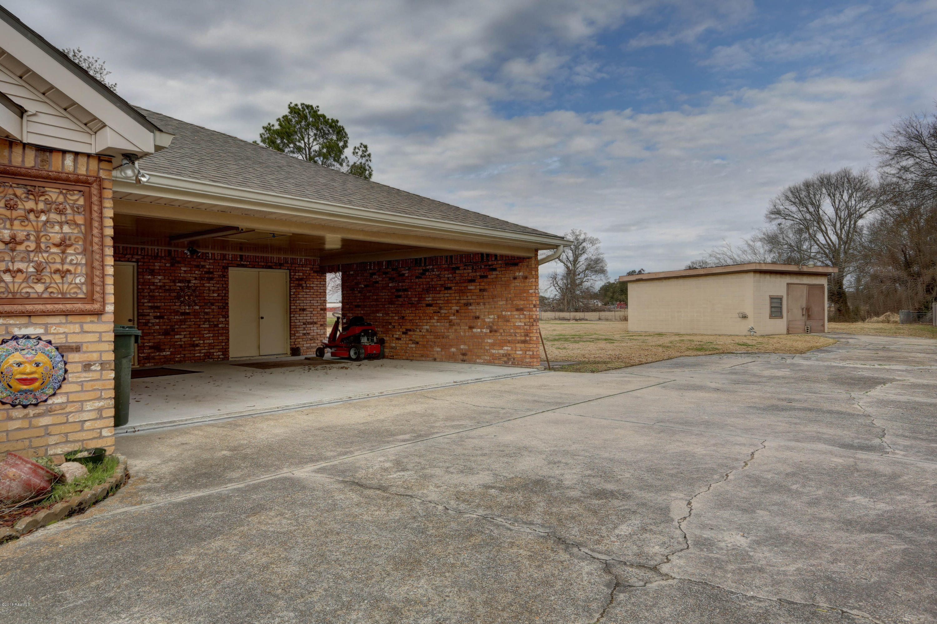 422 Ole Colony Road Lafayette, LA 70506 - Photo 37 of 38 Gallery Image 37