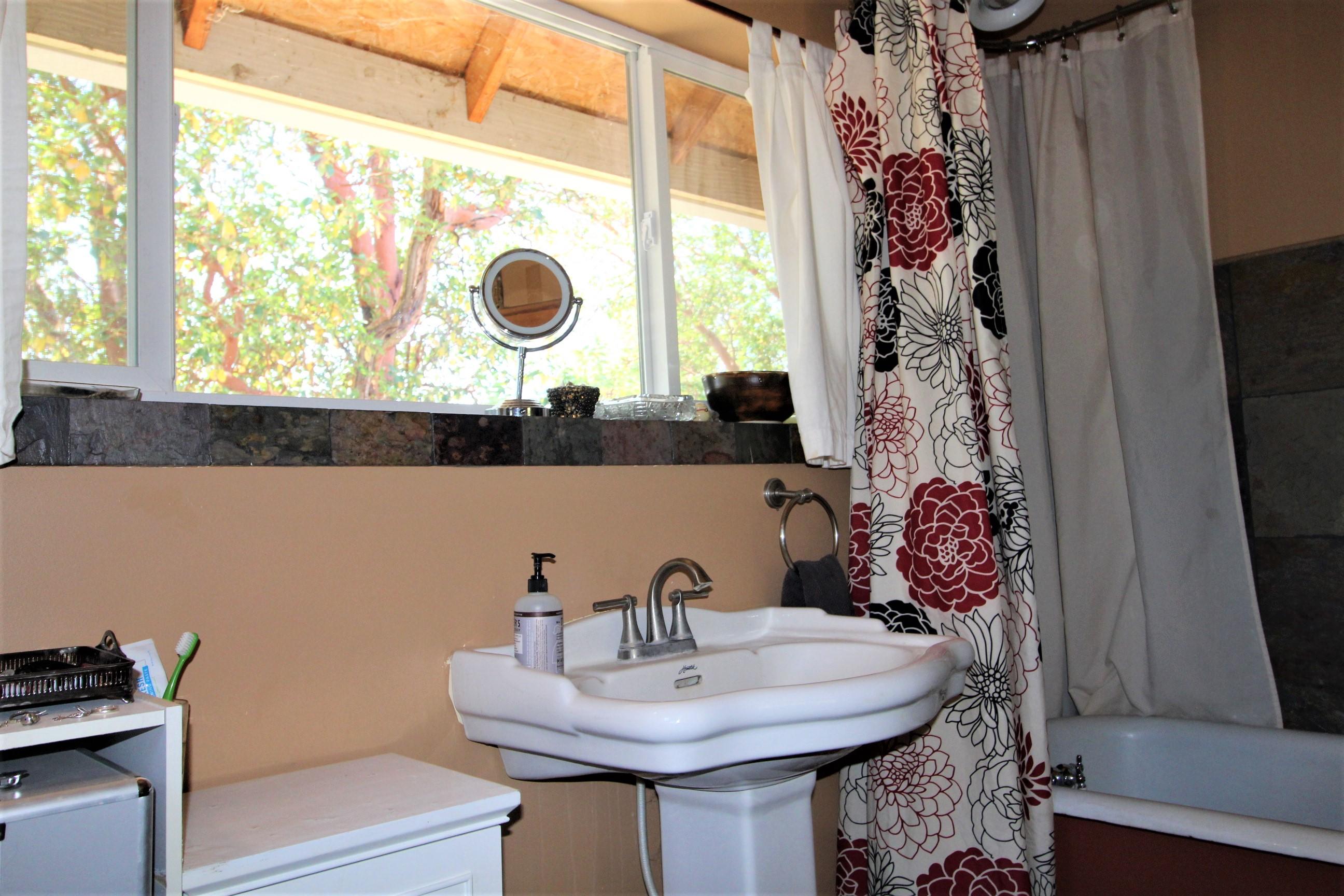 17170 North Applegate Road Grants Pass, OR 97527 - Photo 62 of 68 Studio