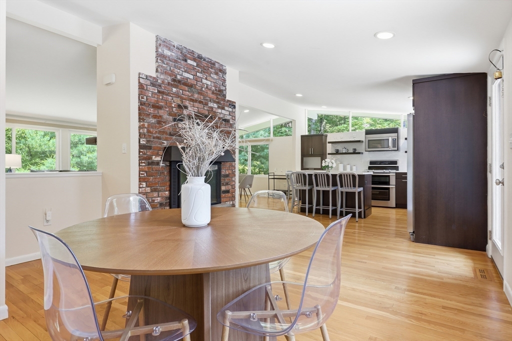 430 Heald Road Carlisle, MA 01741 - Photo 8 of 42