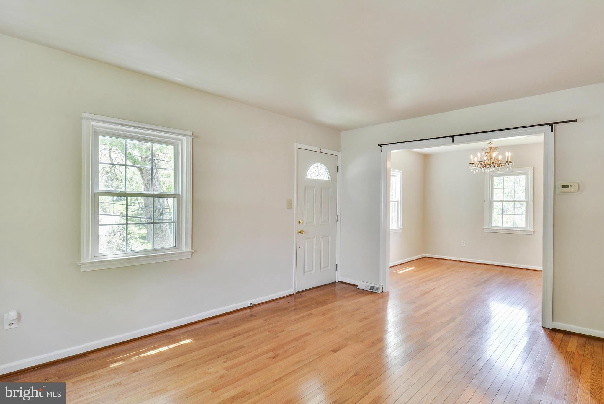 4507 Mahan Road Silver Spring, MD 20906 - Photo 21 of 30 Living Room