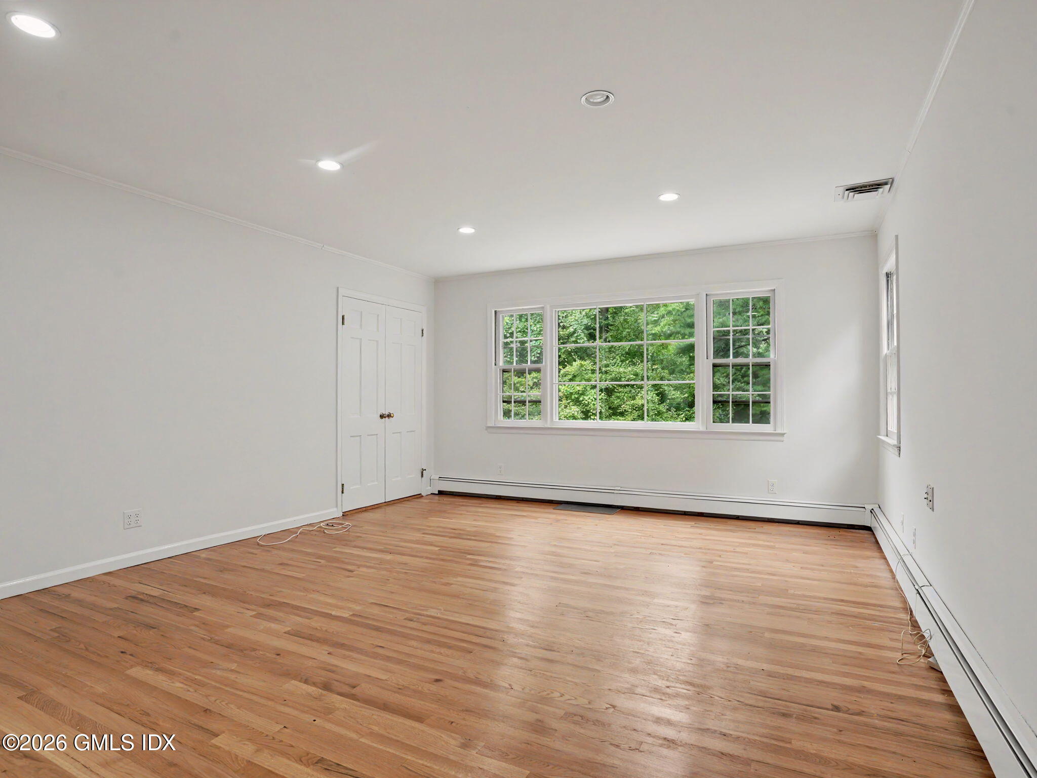 23 Copper Beech Road Greenwich, CT 06830 - Photo 10 of 22 23-web-or-mls-23-copper-beech-rd