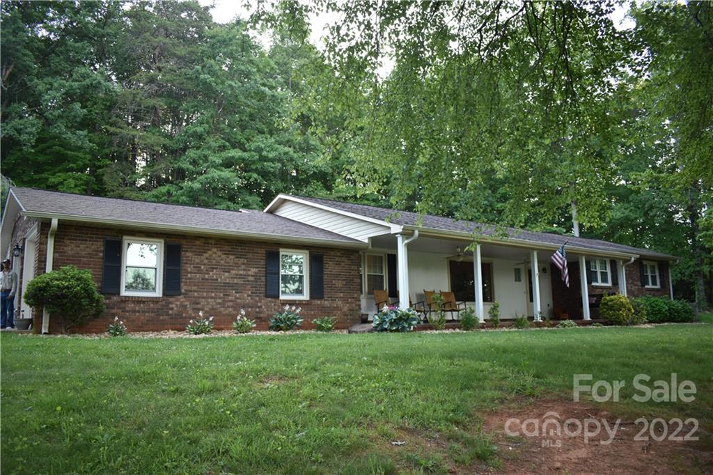 536 Old Neal Road Marion, NC 28752 - Photo 1 of 48 Gallery Image 1