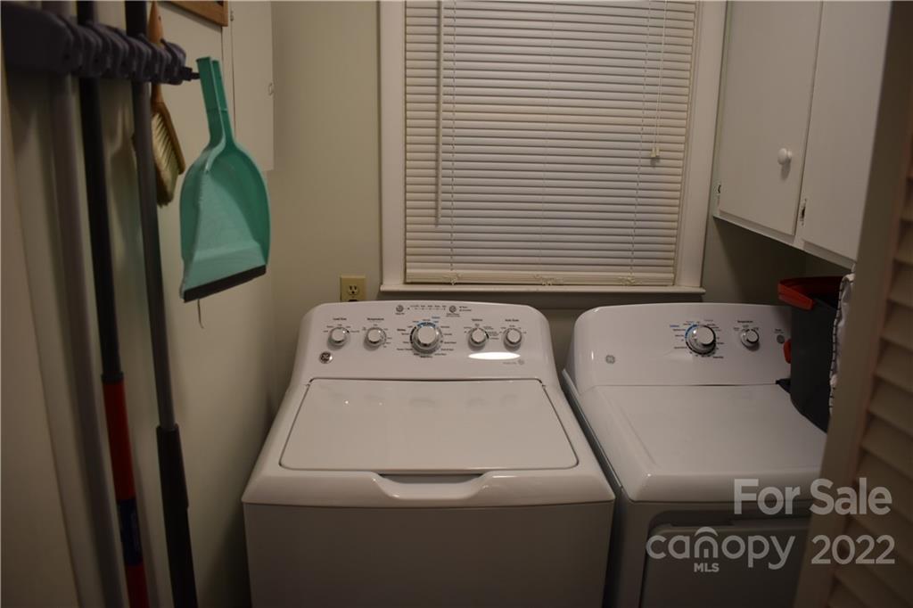 536 Old Neal Road Marion, NC 28752 - Photo 15 of 48 Gallery Image 15