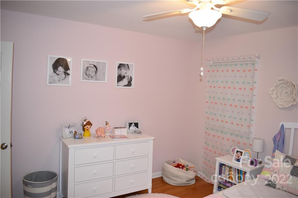 536 Old Neal Road Marion, NC 28752 - Photo 20 of 48 Gallery Image 20