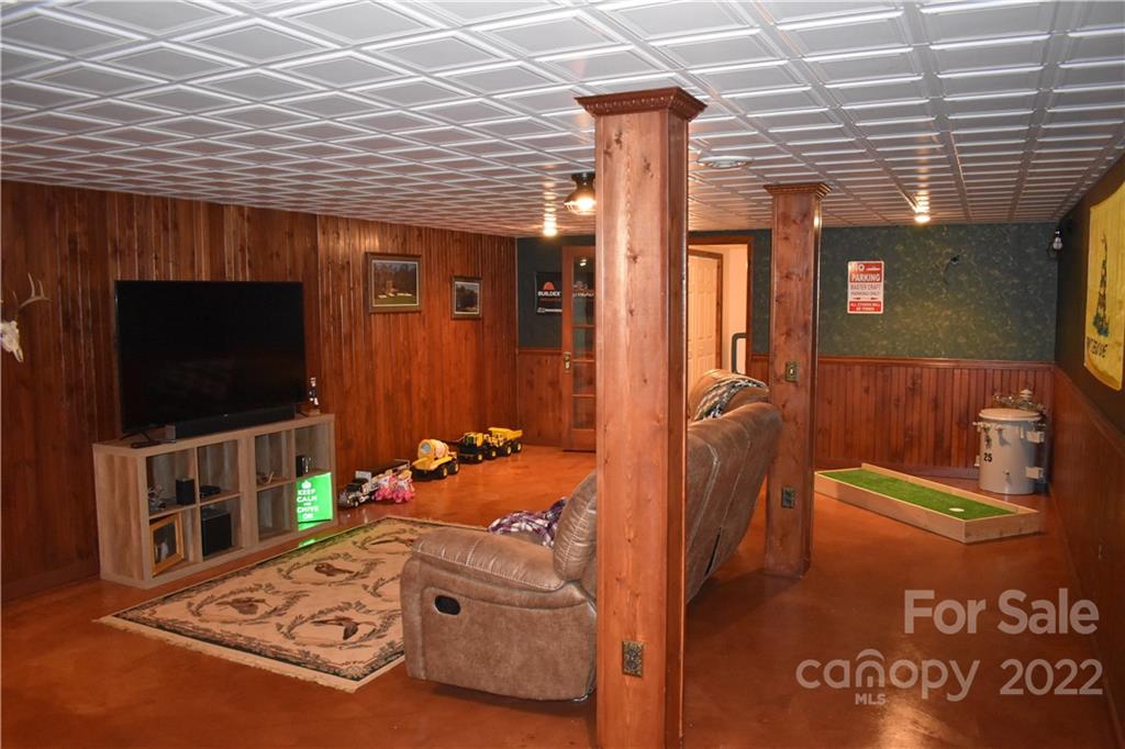 536 Old Neal Road Marion, NC 28752 - Photo 27 of 48 Gallery Image 27