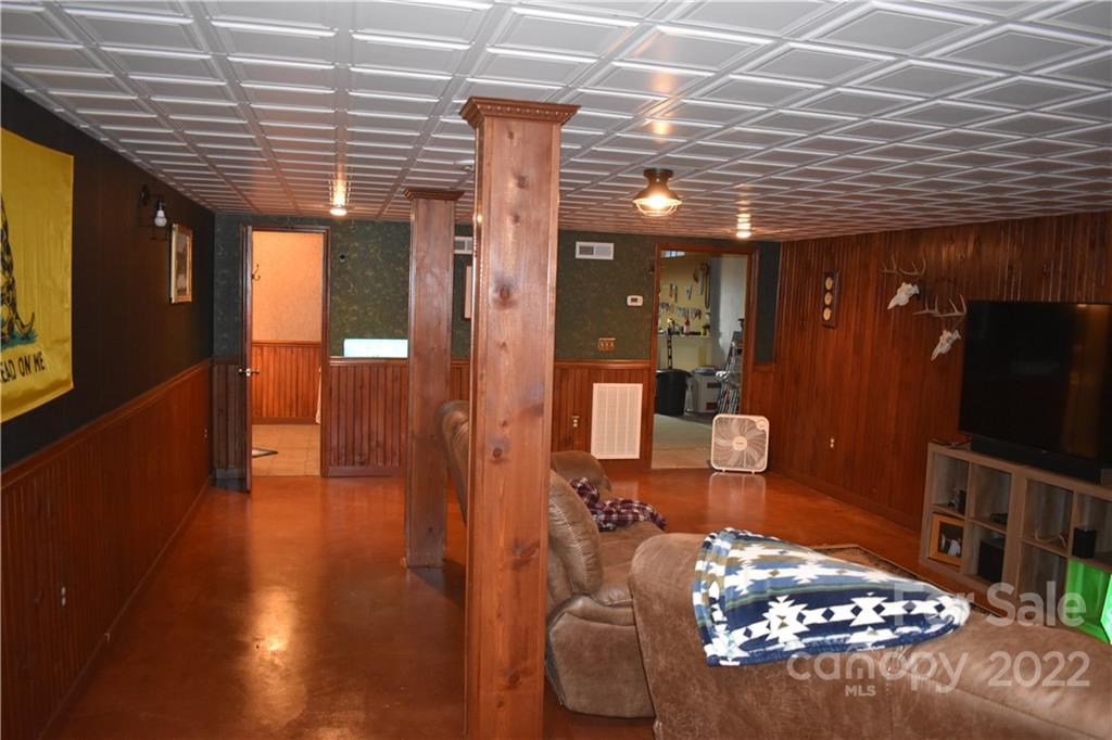 536 Old Neal Road Marion, NC 28752 - Photo 28 of 48 Gallery Image 28