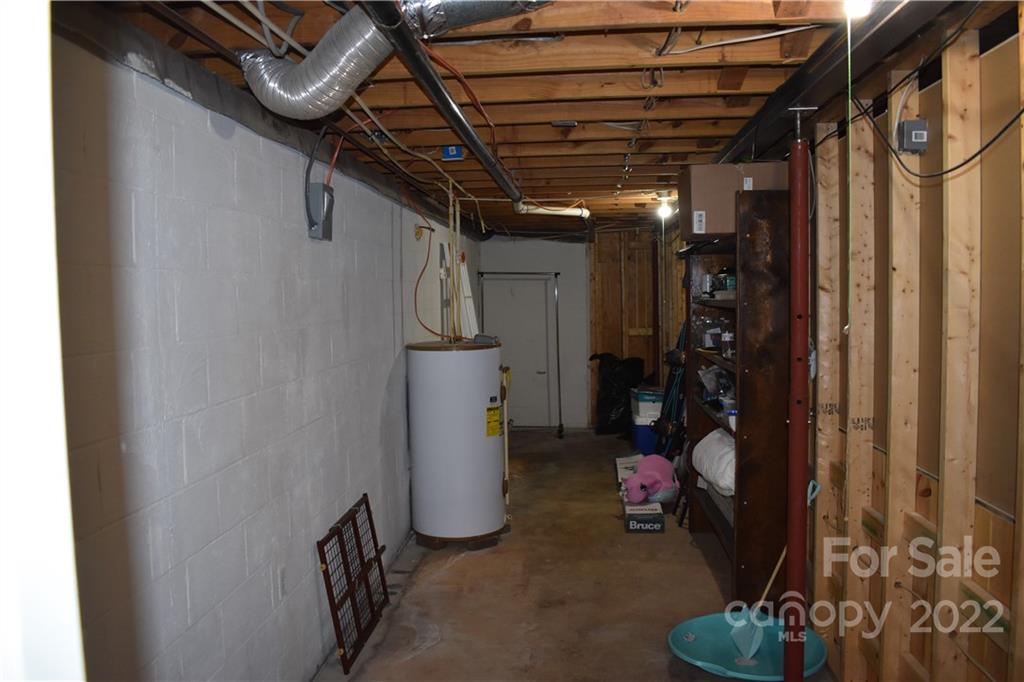536 Old Neal Road Marion, NC 28752 - Photo 33 of 48 Gallery Image 33