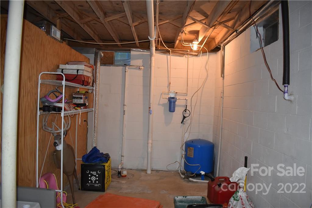 536 Old Neal Road Marion, NC 28752 - Photo 36 of 48 Gallery Image 36