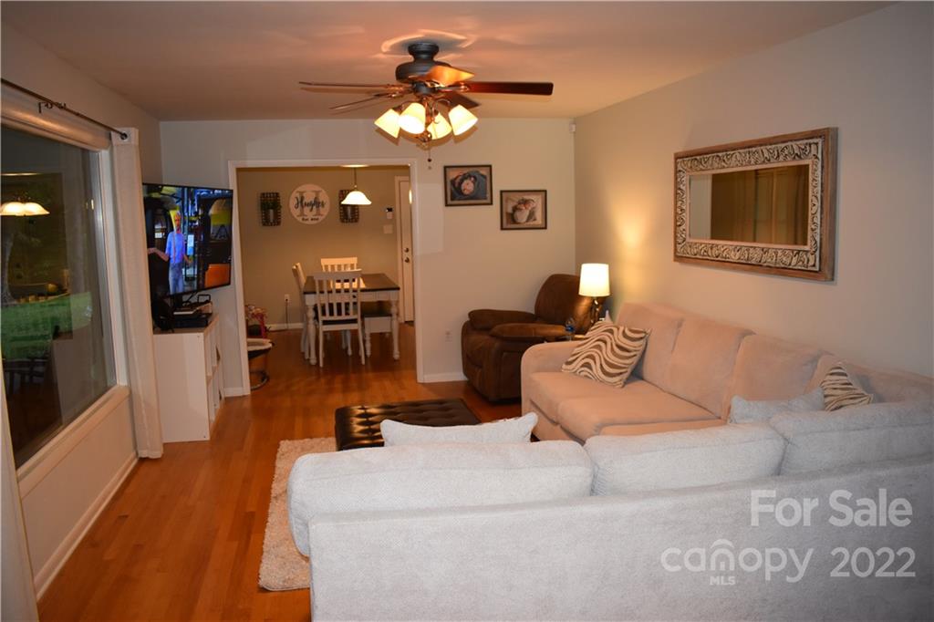 536 Old Neal Road Marion, NC 28752 - Photo 5 of 48 Gallery Image 5