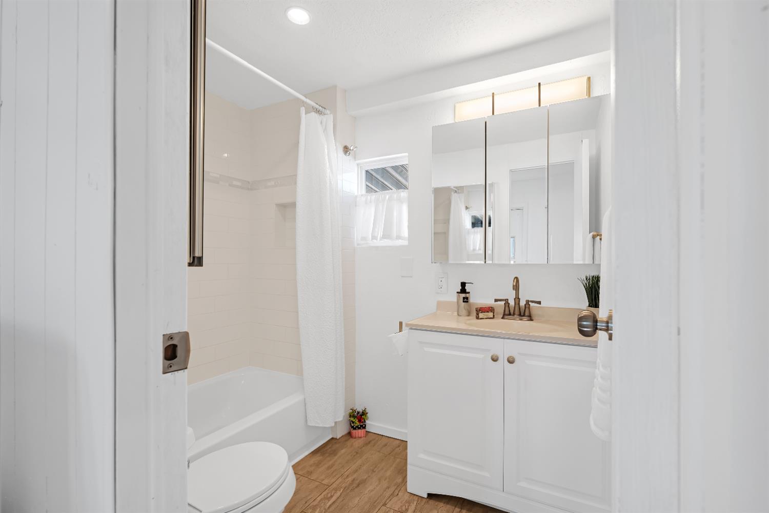 8880 Auburn Folsom Road Granite Bay, CA 95746 - Photo 15 of 18