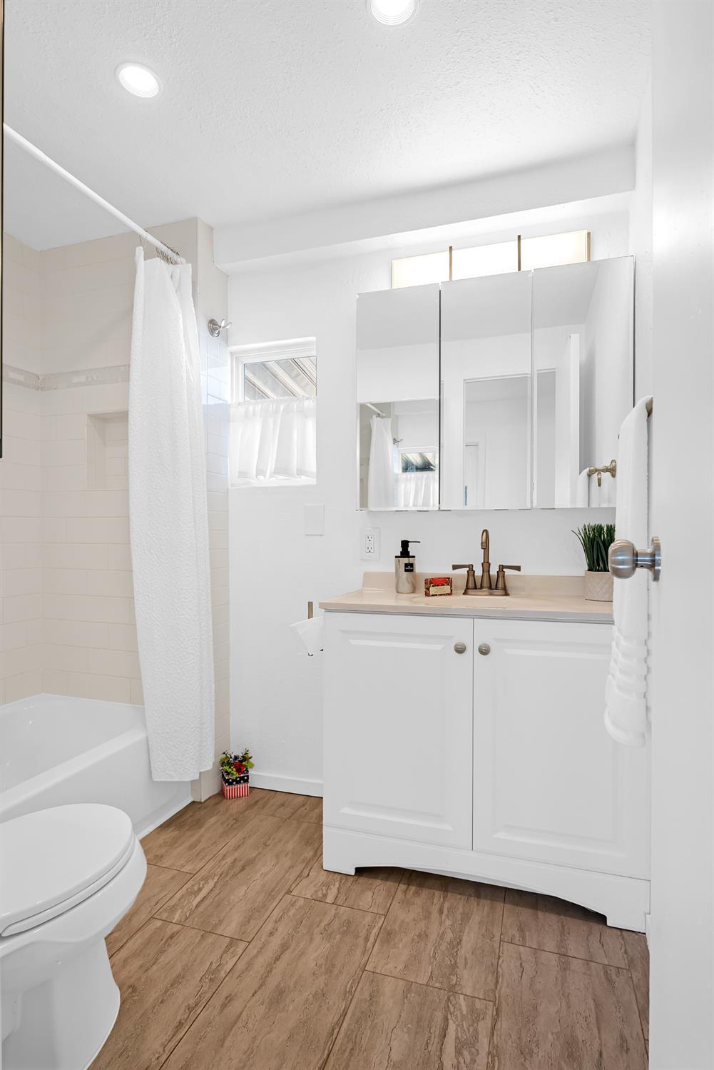 8880 Auburn Folsom Road Granite Bay, CA 95746 - Photo 16 of 18