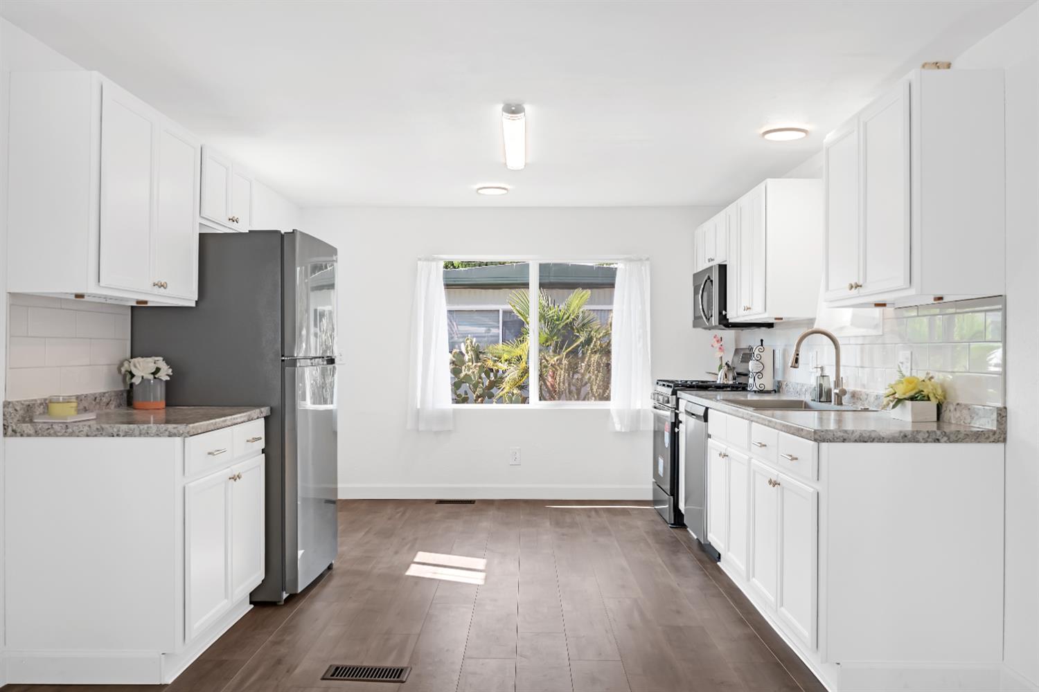 8880 Auburn Folsom Road Granite Bay, CA 95746 - Photo 6 of 18