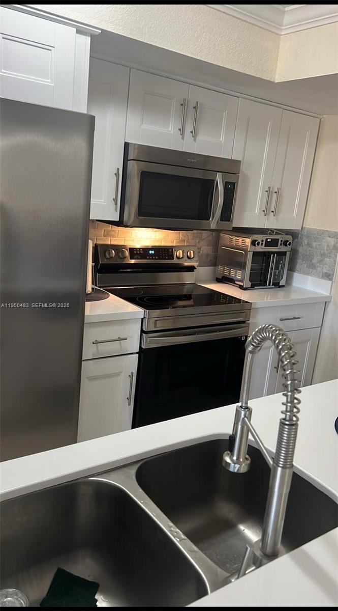 15241 Southwest 80th Street, Unit 110 Miami, FL 33193 - Photo 10 of 18