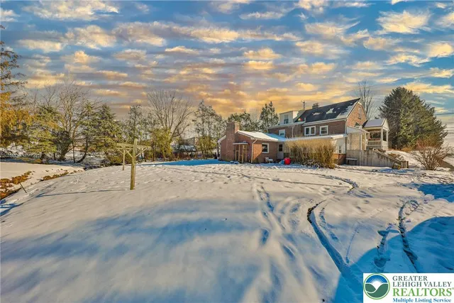 $380,000 | 10365 Old 22, Kutztown, PA 19530