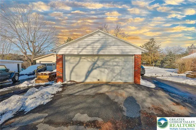 $380,000 | 10365 Old 22, Kutztown, PA 19530