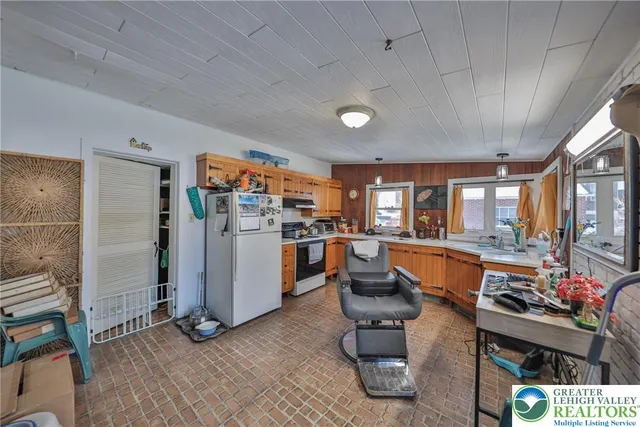 $380,000 | 10365 Old 22, Kutztown, PA 19530