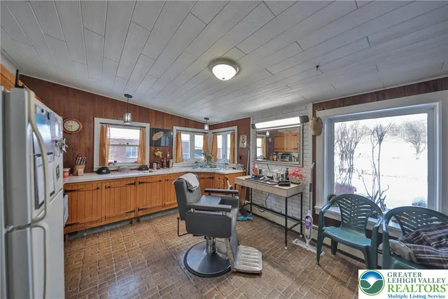 $380,000 | 10365 Old 22, Kutztown, PA 19530