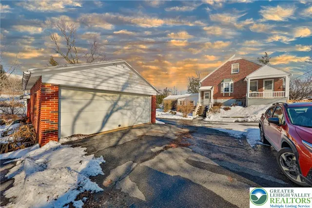 $380,000 | 10365 Old 22, Kutztown, PA 19530