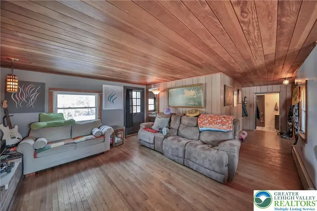 $380,000 | 10365 Old 22, Kutztown, PA 19530