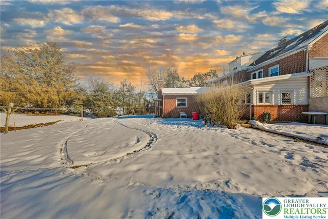 $380,000 | 10365 Old 22, Kutztown, PA 19530