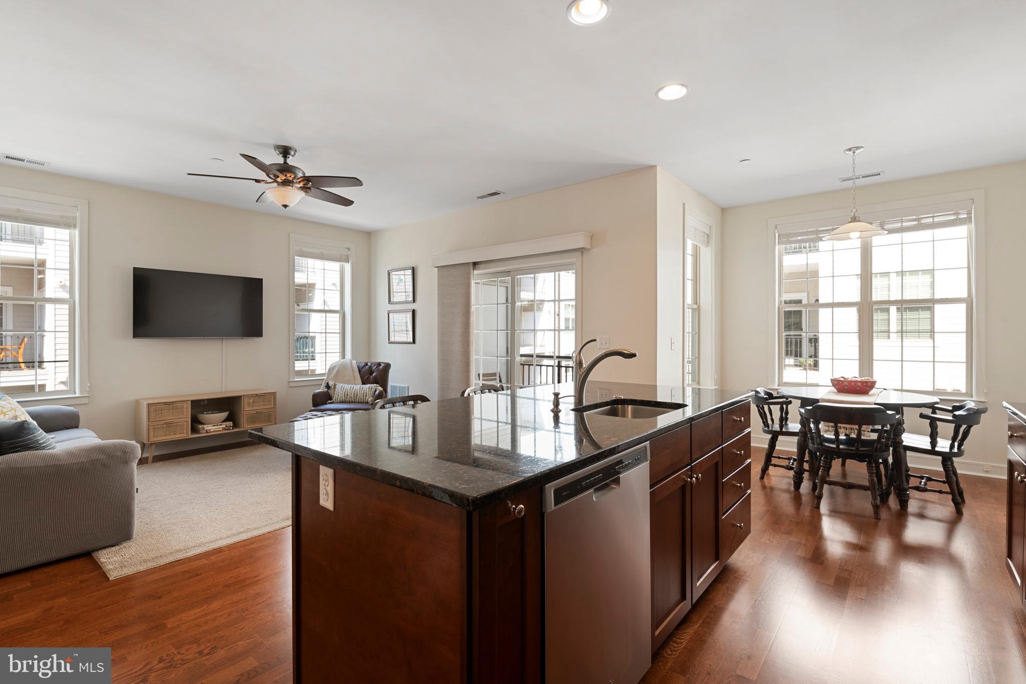 104 Brinley Court Philadelphia, PA 19146 - Photo 23 of 43