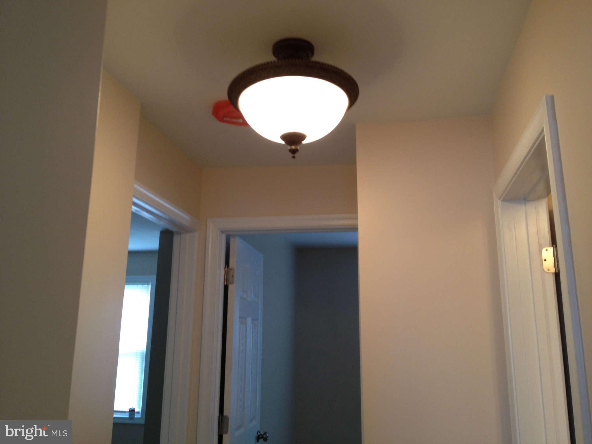 1707 Glen Curtis Road Baltimore, MD 21221 - Photo 12 of 16 Interior General