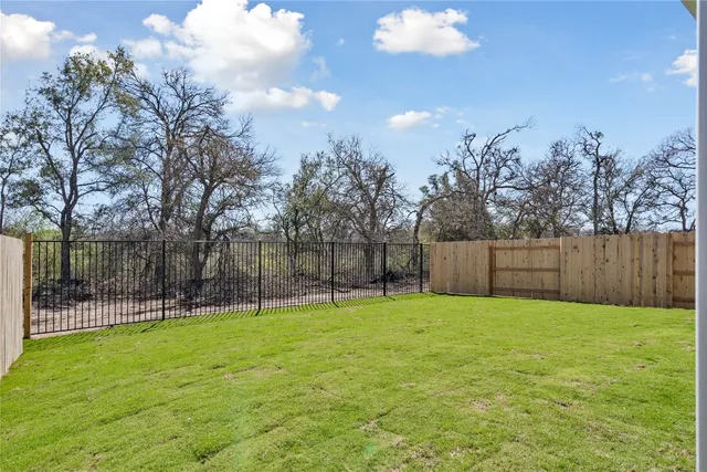 $2,500 | 221 Bent Crk Lane, Georgetown, TX 78628
