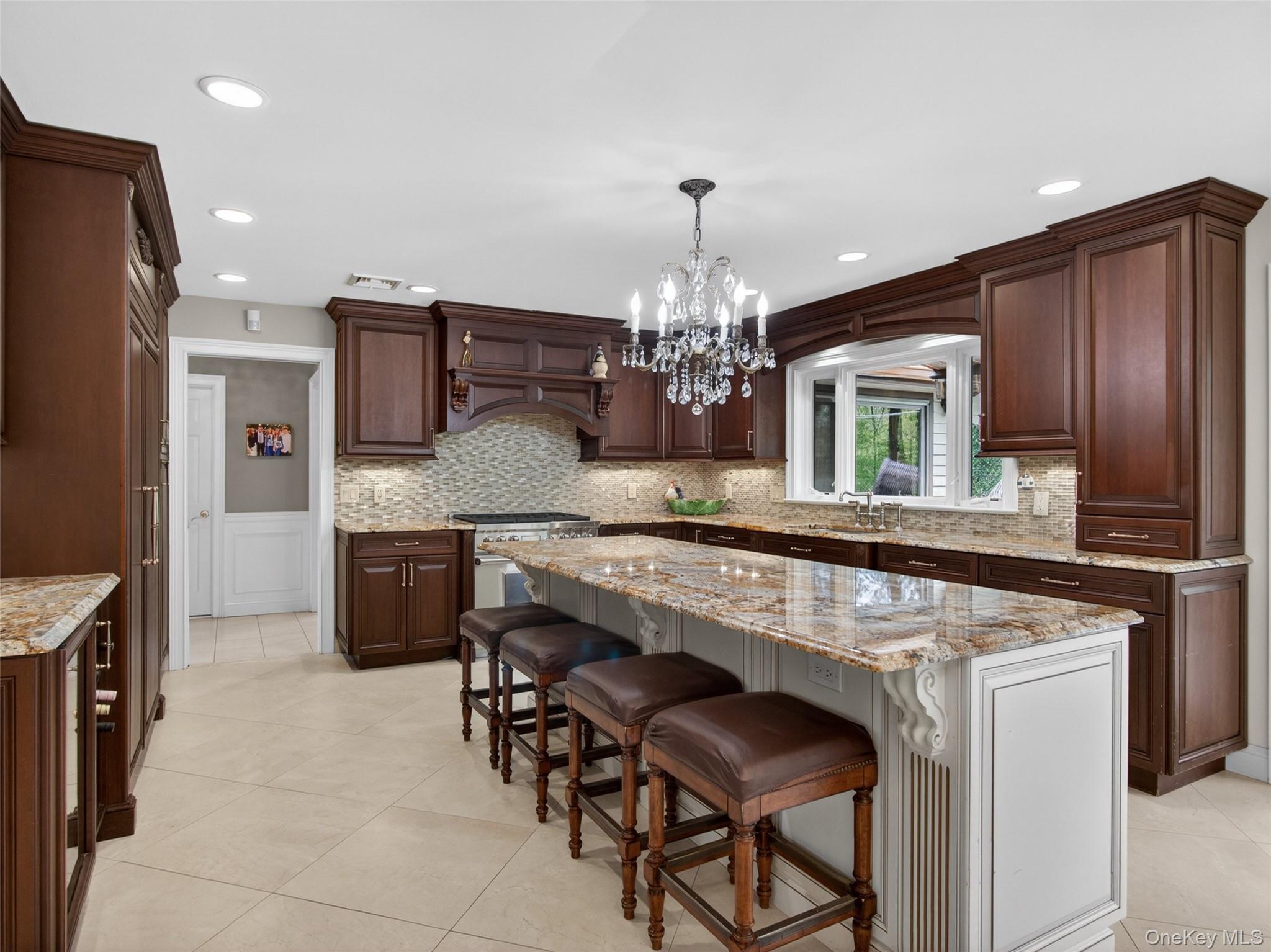 4 Abbey Road West Nyack, NY 10994 - Photo 15 of 48