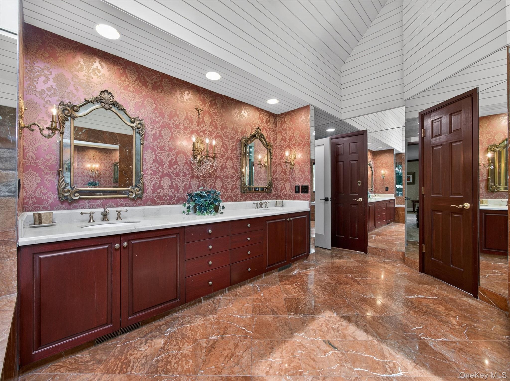 4 Abbey Road West Nyack, NY 10994 - Photo 21 of 48