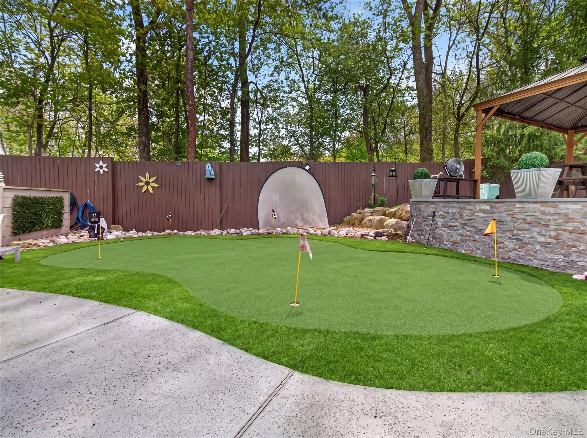 4 Abbey Road West Nyack, NY 10994 - Photo 42 of 48
