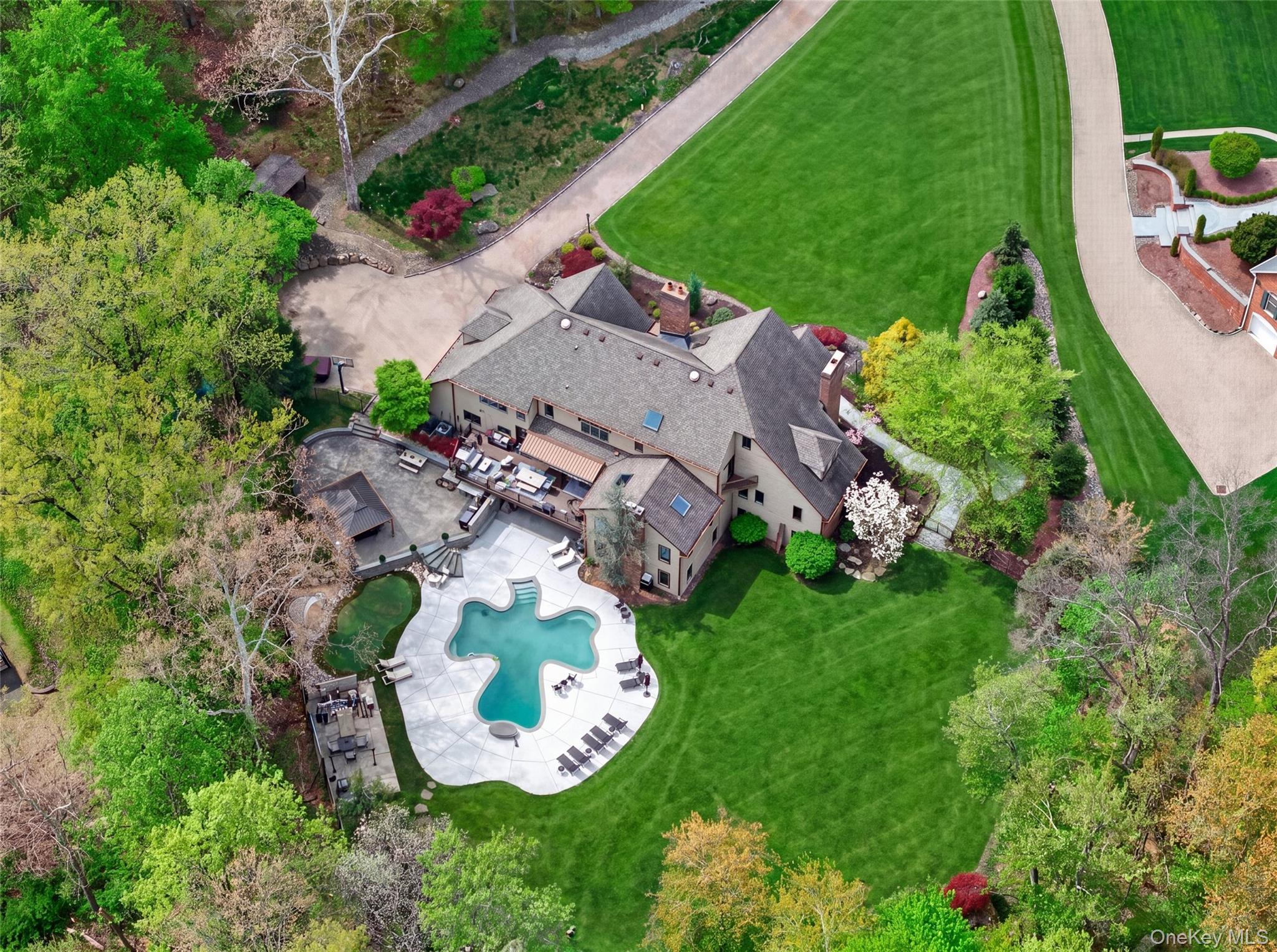 4 Abbey Road West Nyack, NY 10994 - Photo 47 of 48