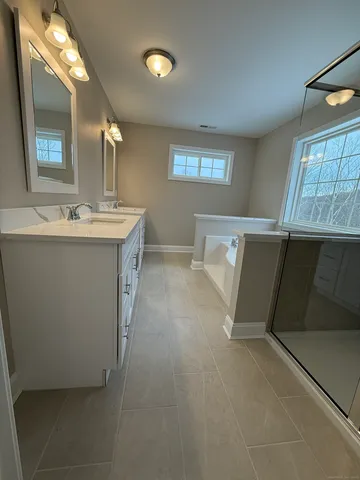 $839,900 | 39 Jerome Avenue, Burlington, CT 06013