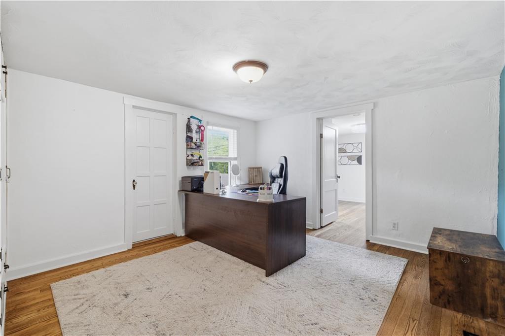 4214 New Texas Road Pittsburgh, PA 15239 - Photo 14 of 29 Gallery Image 14