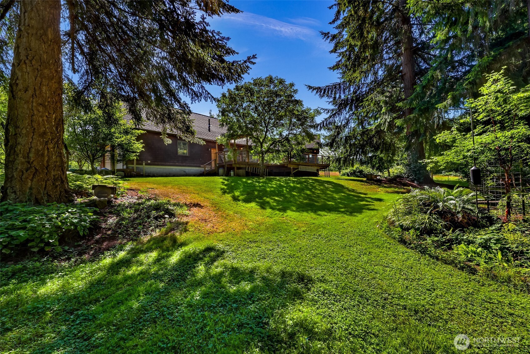 6701 Holst Road Clinton, WA 98236 - Photo 25 of 40